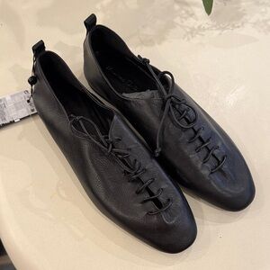 NWT - Massimo Dutti Leather lace up flats us 8